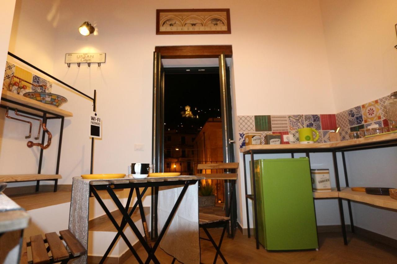 Torre'S Camere & Caffe Monreale Exteriör bild